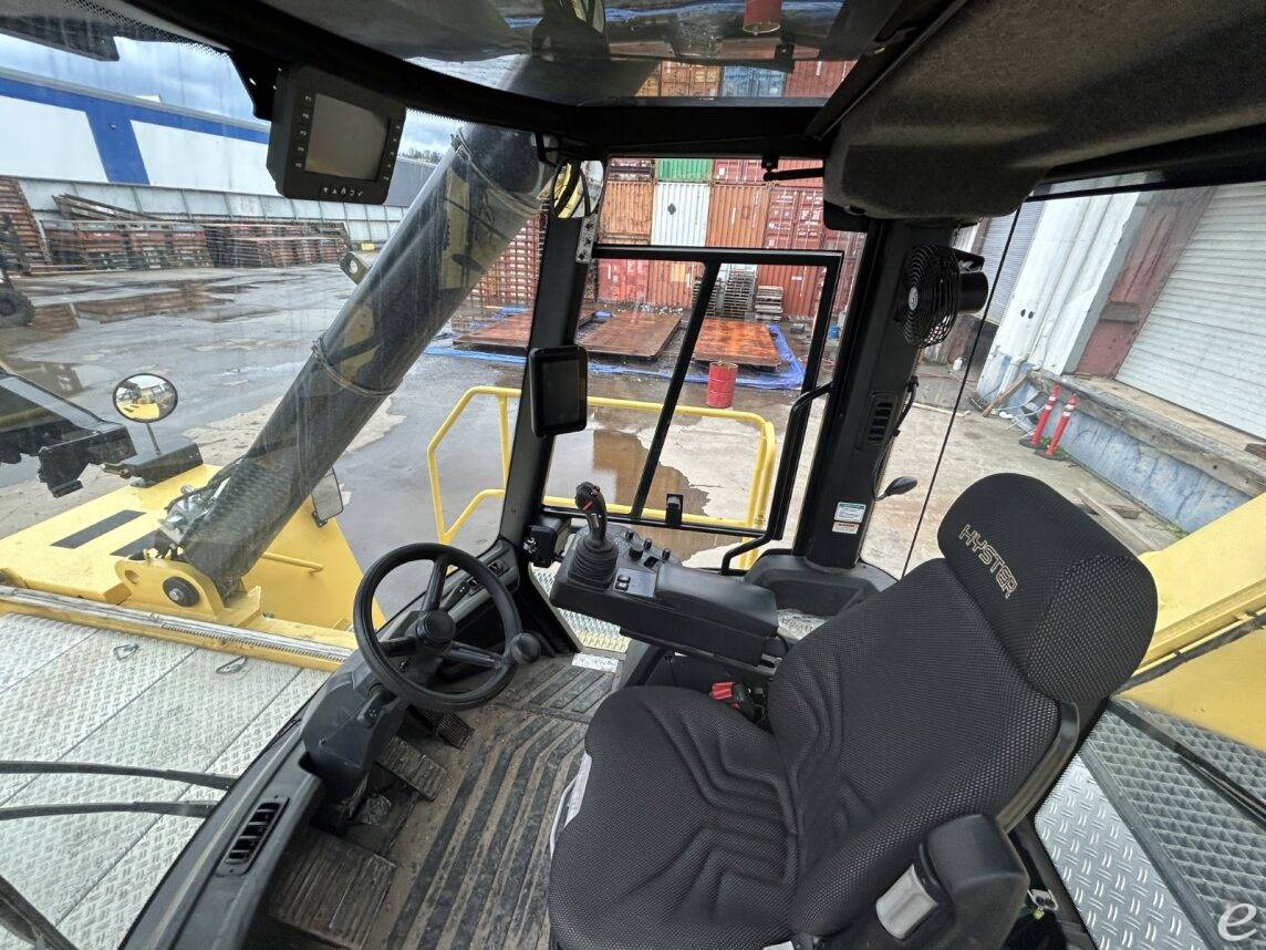 2023 Hyster RS46-33 Reachstacker Container Handler