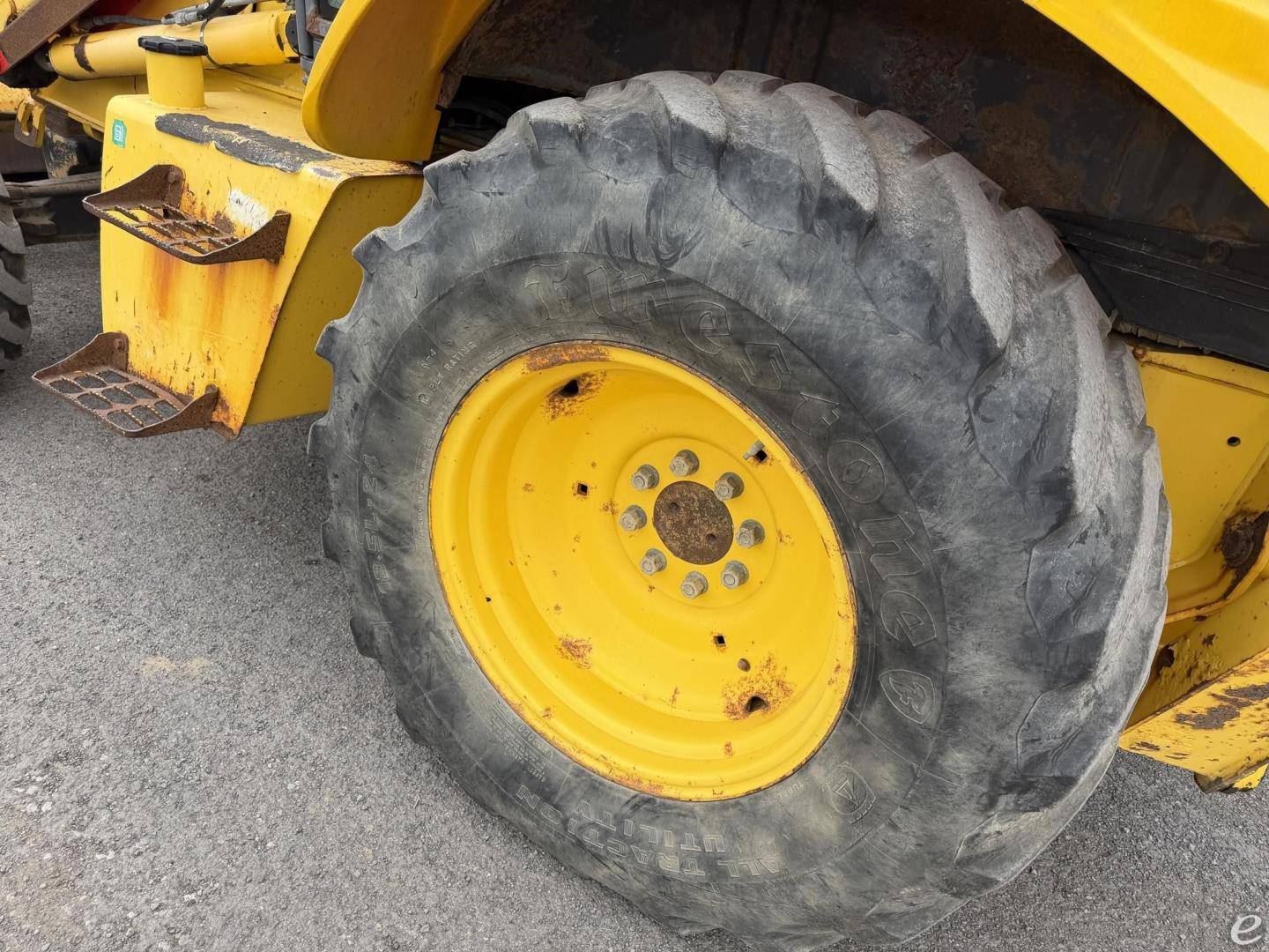 2005 New Holland LB75B