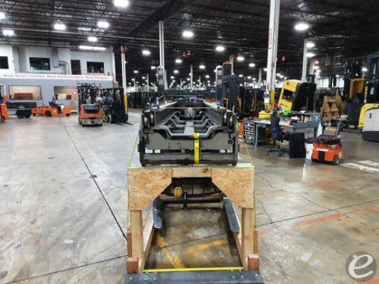 2017 Hyster N45ZR2-21.5 Electric Reach Truck - 123Forklift