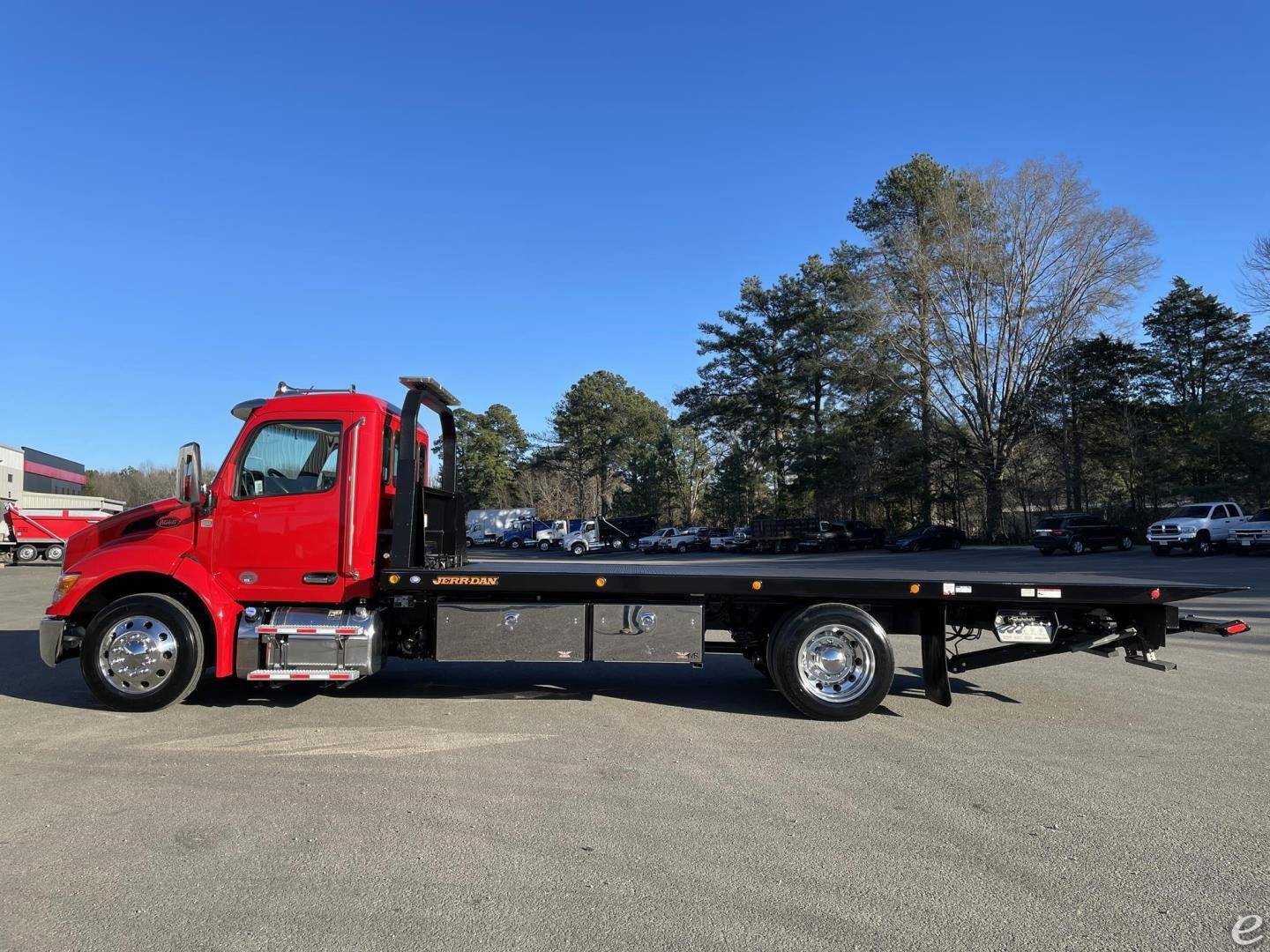 2024 Peterbilt 536