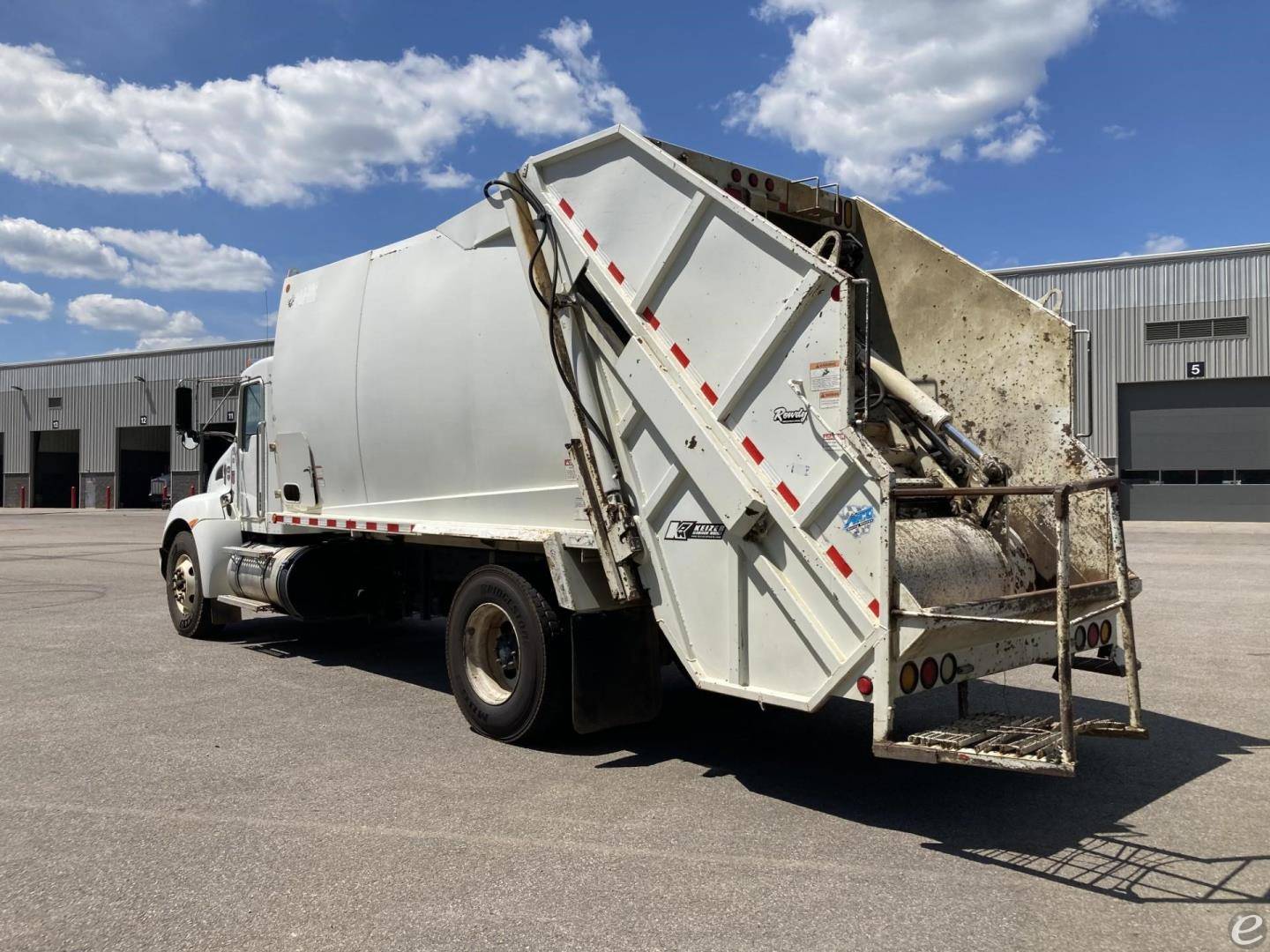 2020 Kenworth T370