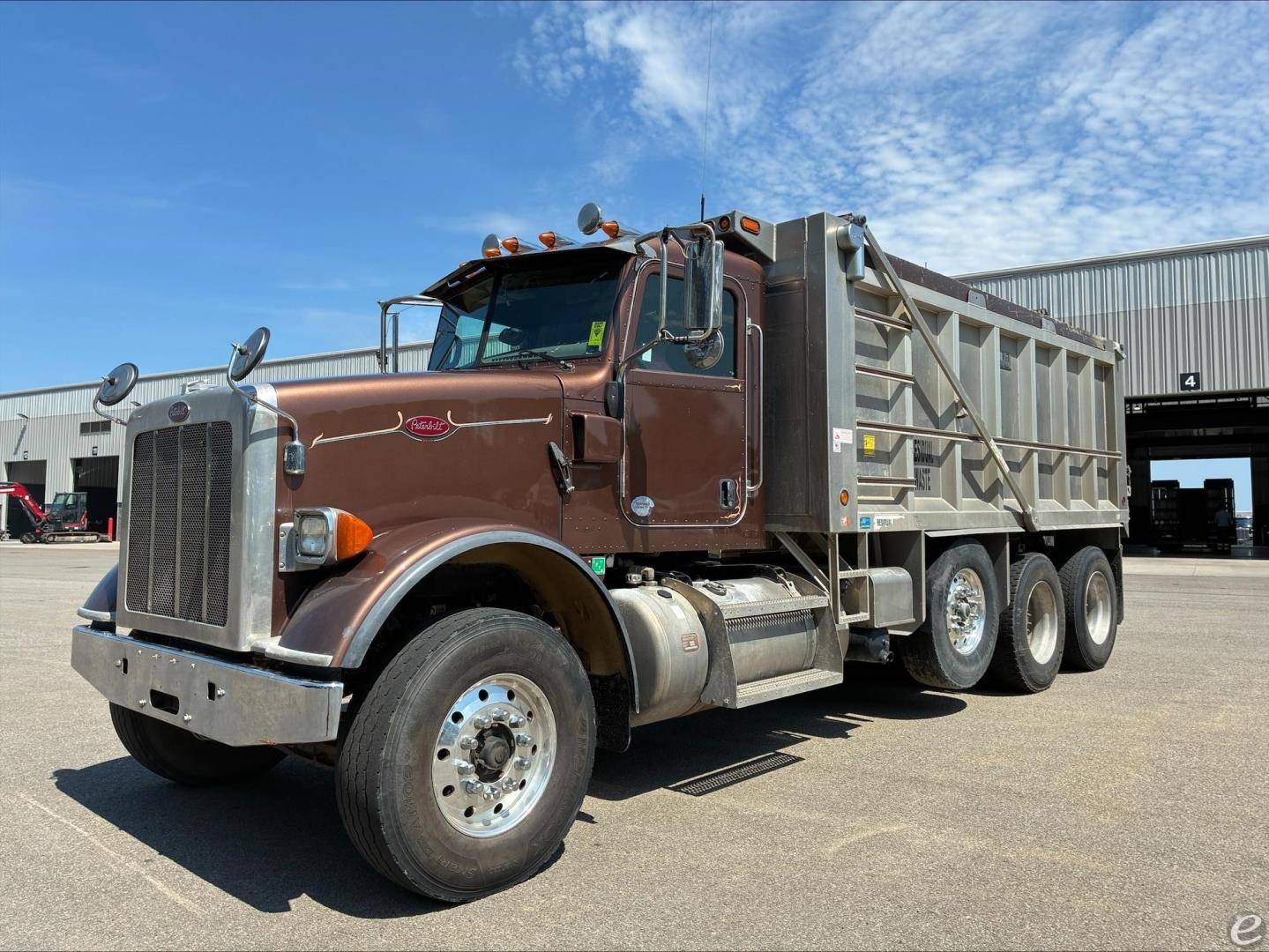 2019 Peterbilt 365
