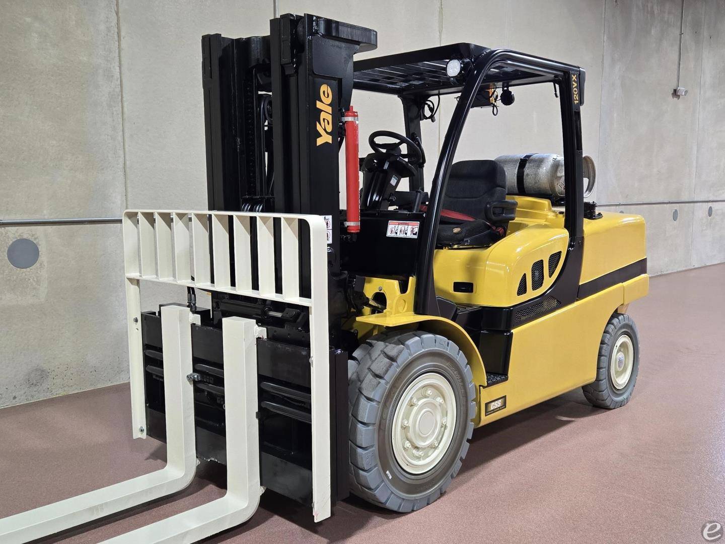 2021 Yale GLP120VX