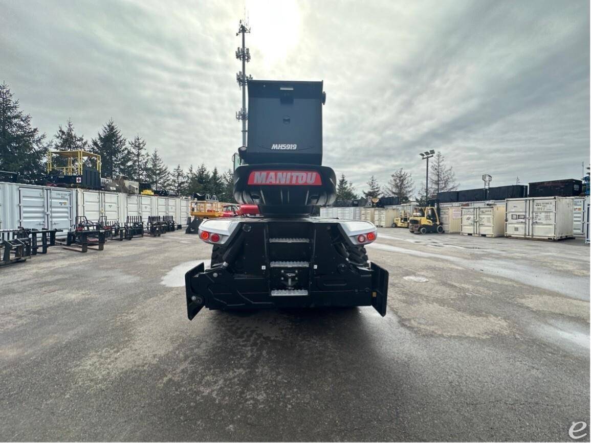 2022 Manitou MRT3570