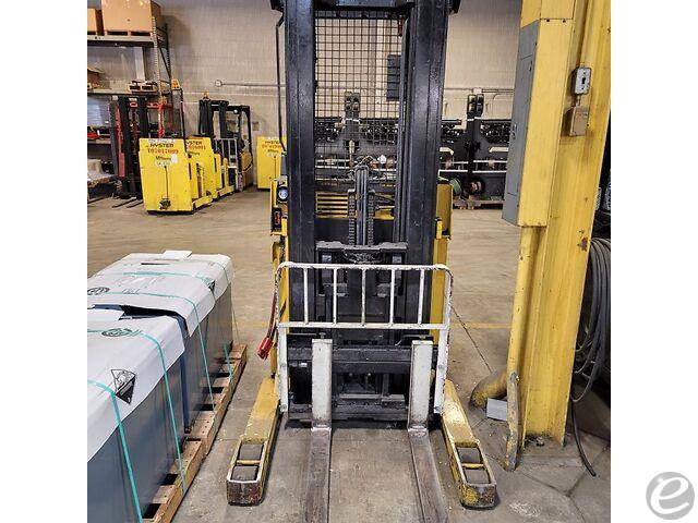 2006 Yale NR040AE Electric Reach Truck - 123Forklift
