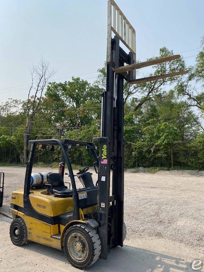 LP Gas Yale GLP060VX Pneumatic Tire 4 Wheel Sit Down