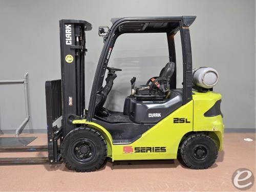 2021 Clark S25CL