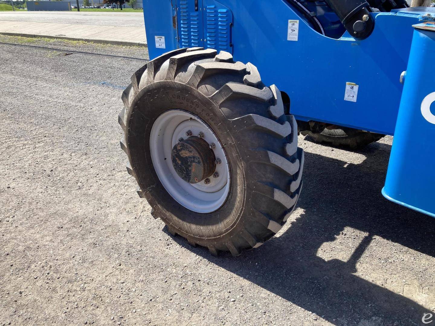 2014 Genie GTH1056