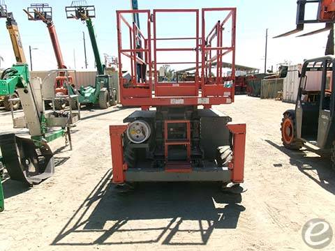 2018 Skyjack SJ6832RT
