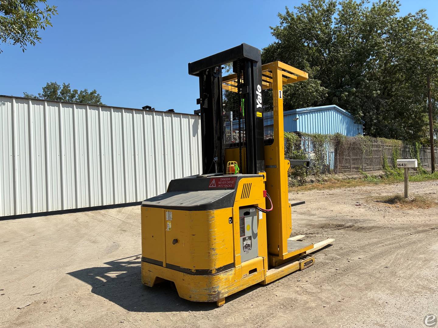 2019 Yale OSO30EFN24TE095