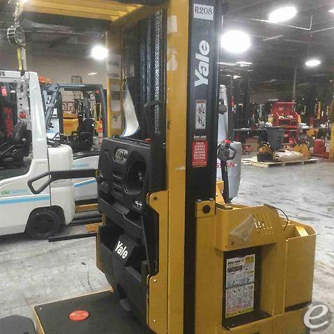 2017 Yale OS030 Electric Order Picker - 123Forklift