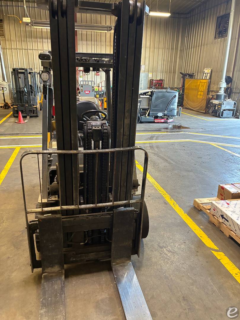 2020 Cat 2C8000