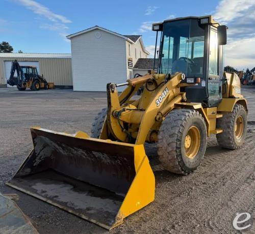 2001 John Deere 304H