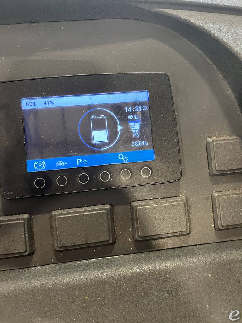 2019 Mitsubishi EDR18N2