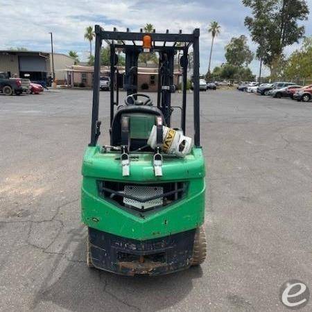 2016 Mitsubishi FG18N