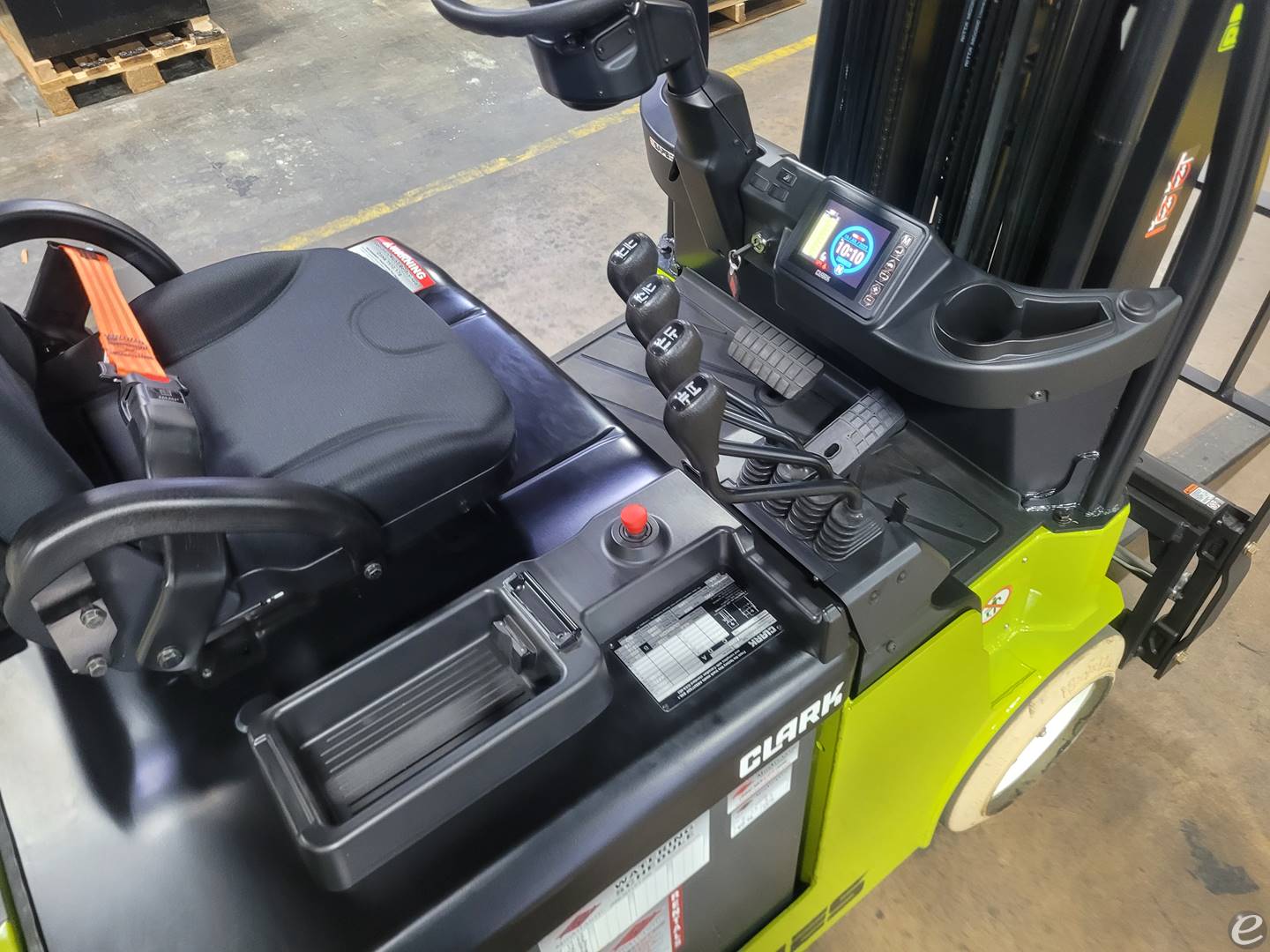 2022 Clark SE25T