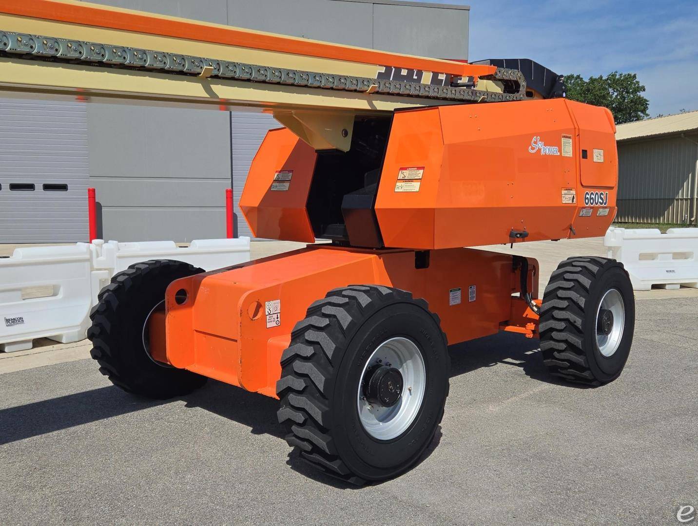 2012 JLG 660SJ