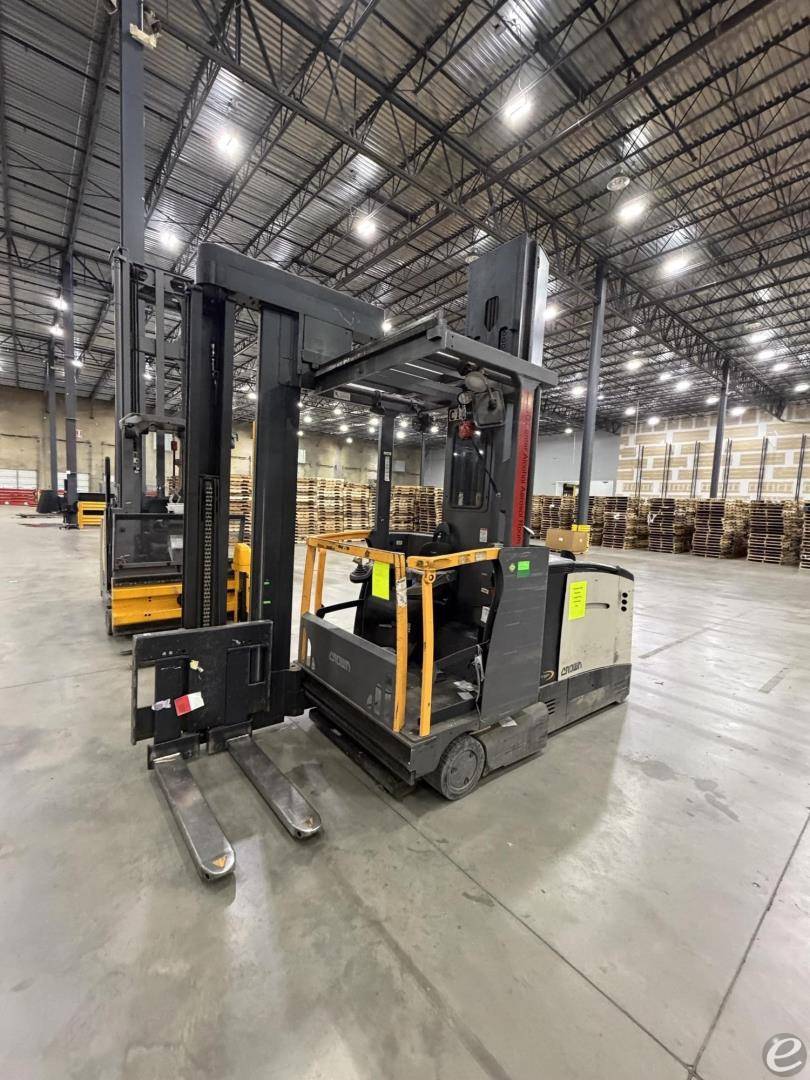 2015 Crown TSP6000-30
