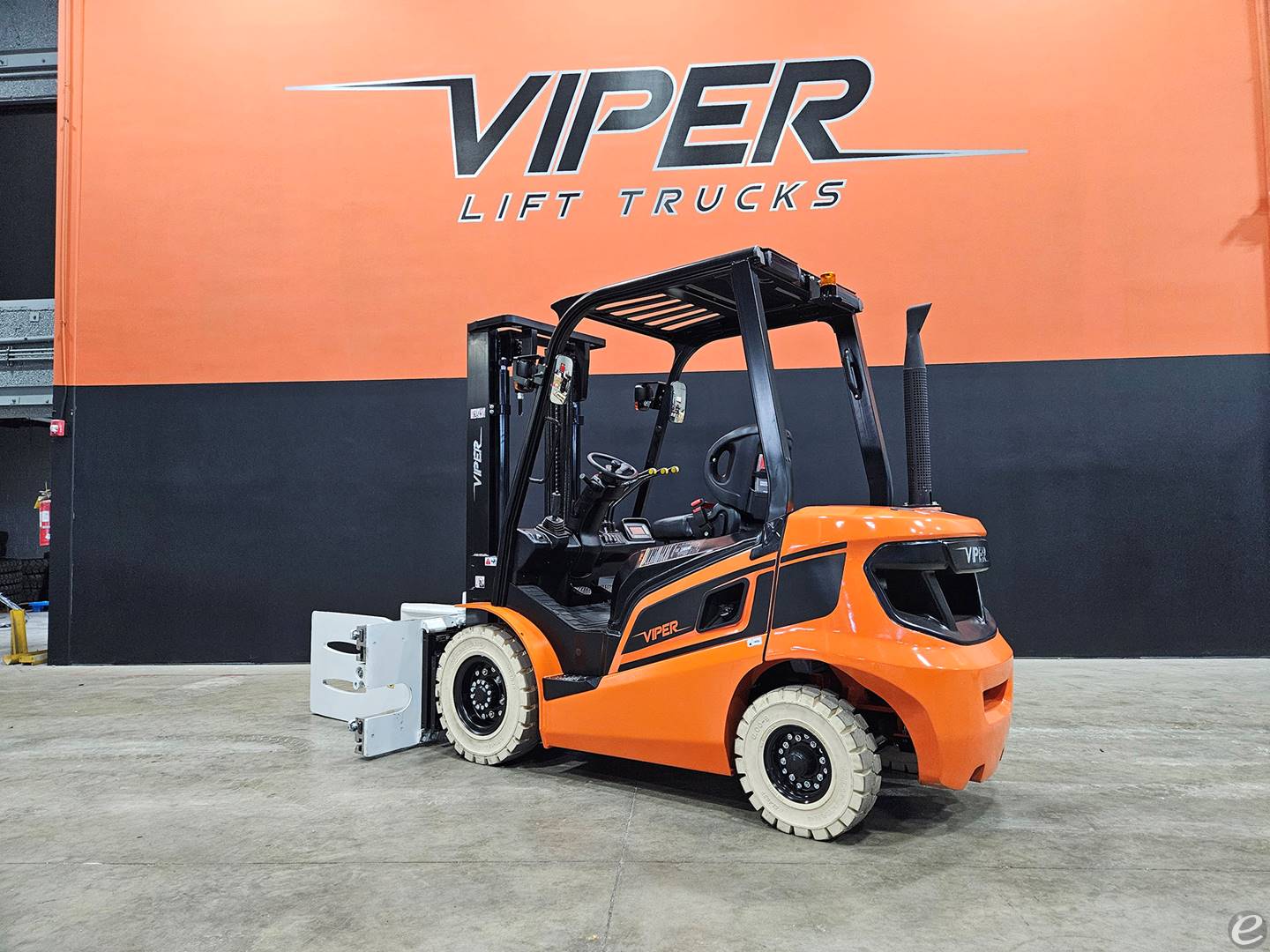 2026 Viper Lift Trucks FD25F CARTON CLAMP
