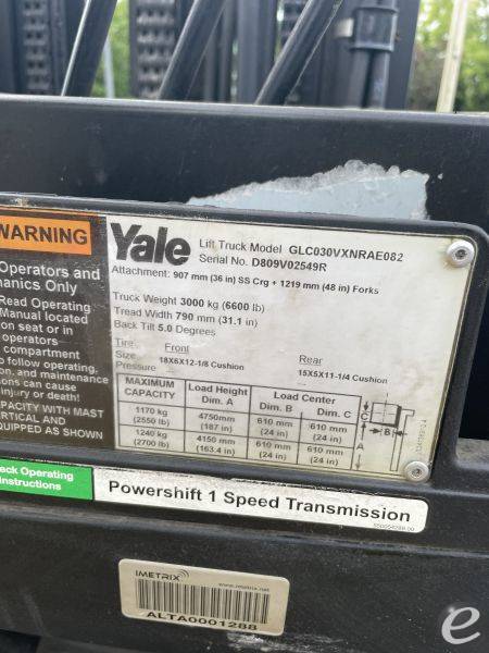 2017 Yale GLC030VXNRAE082