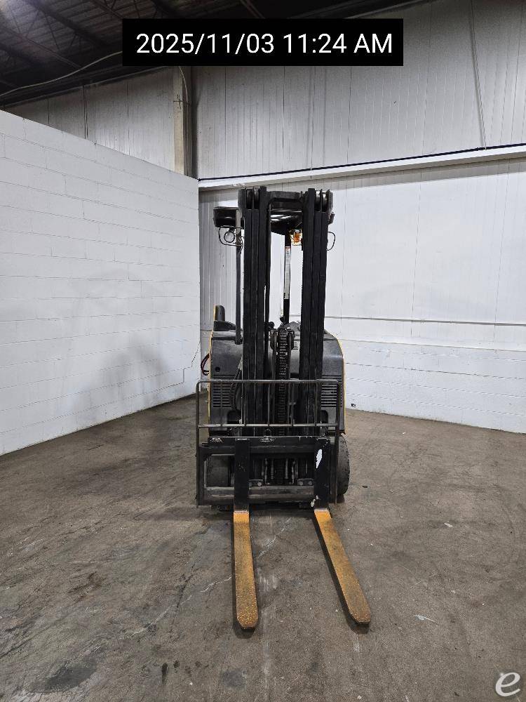 2019 Yale ESC040AD