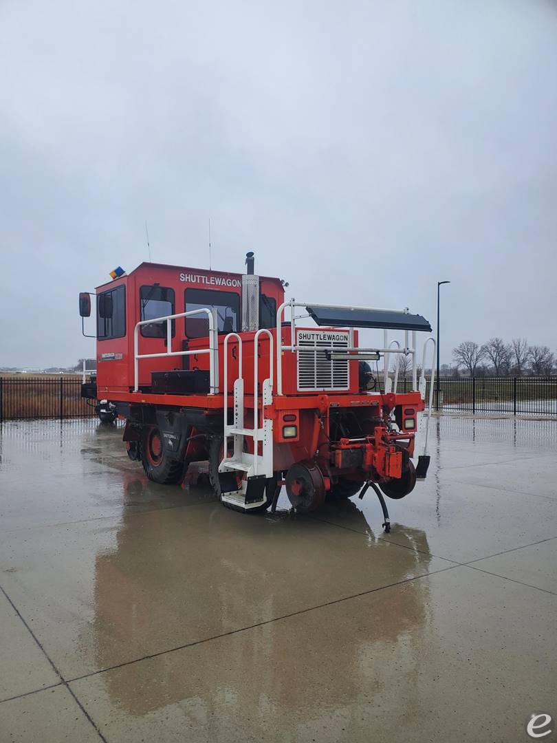 2011 Shuttlewagon SWX630