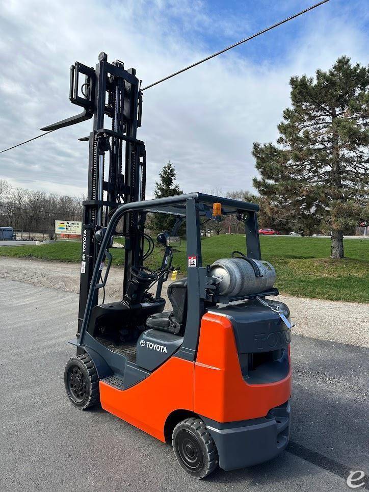 2011 Toyota 8FGCU25 LP Gas Forklift - 123Forklift