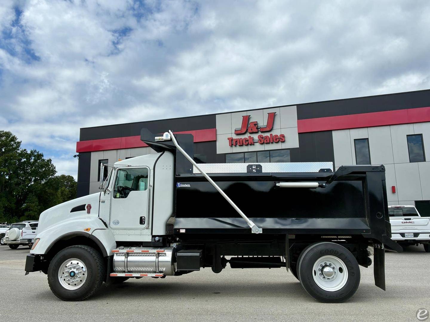 2012 Kenworth T440