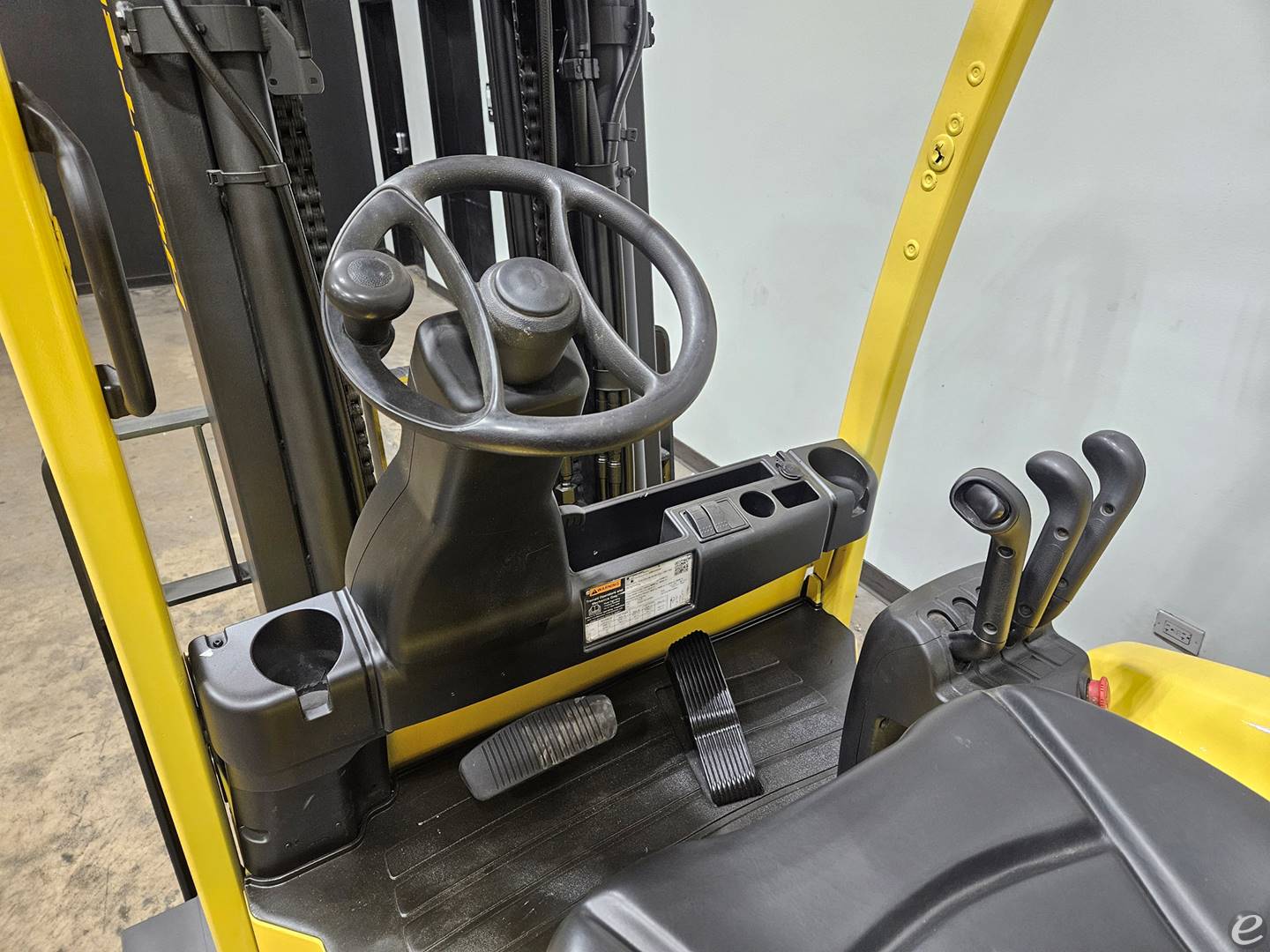 2021 Hyster E100XN