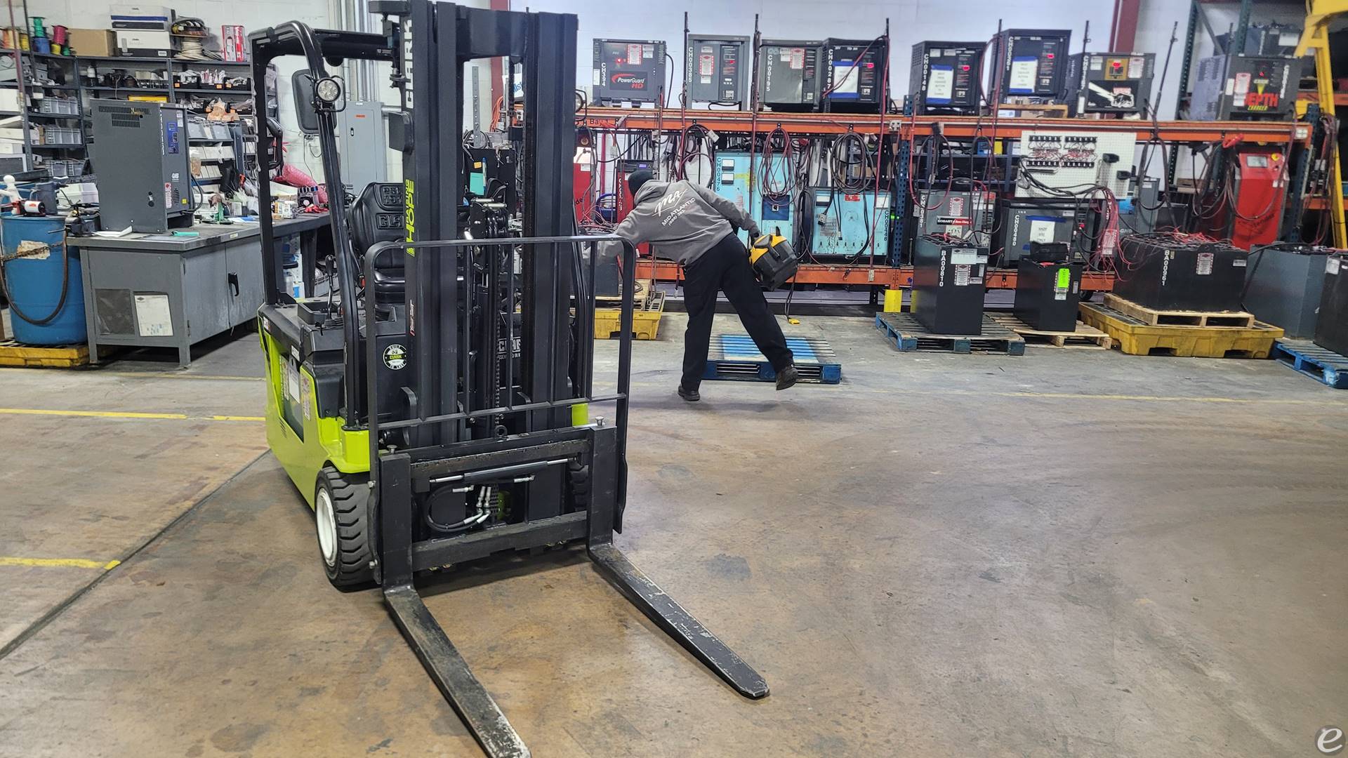 2022 Clark SE20T Electric Forklift - 123Forklift