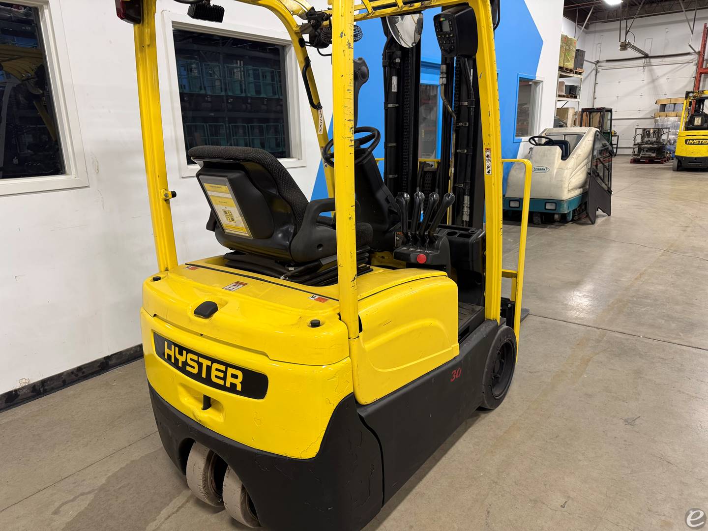 2017 Hyster J30XNT