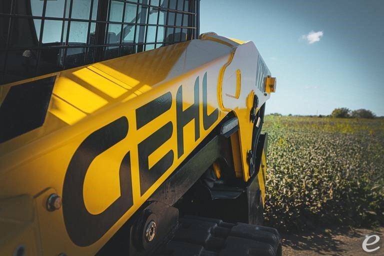 2026 Gehl VT230