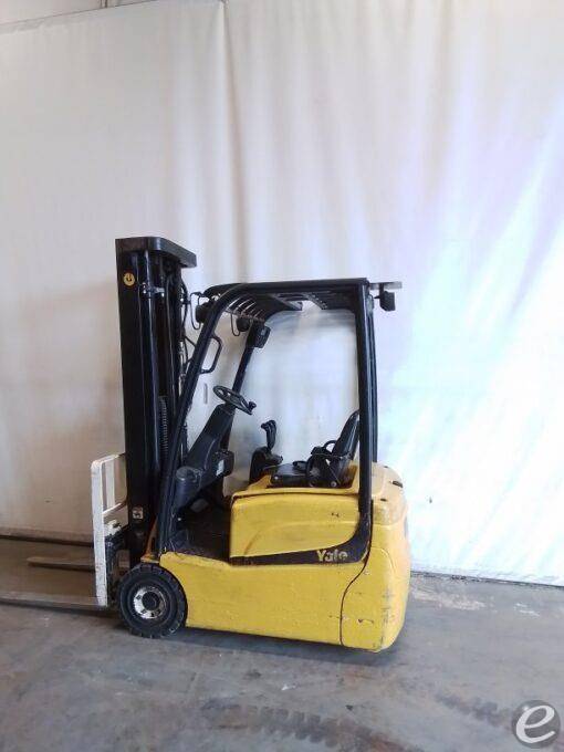 2018 Yale ERP030VT