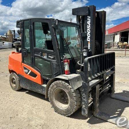2023 Doosan D45S-9