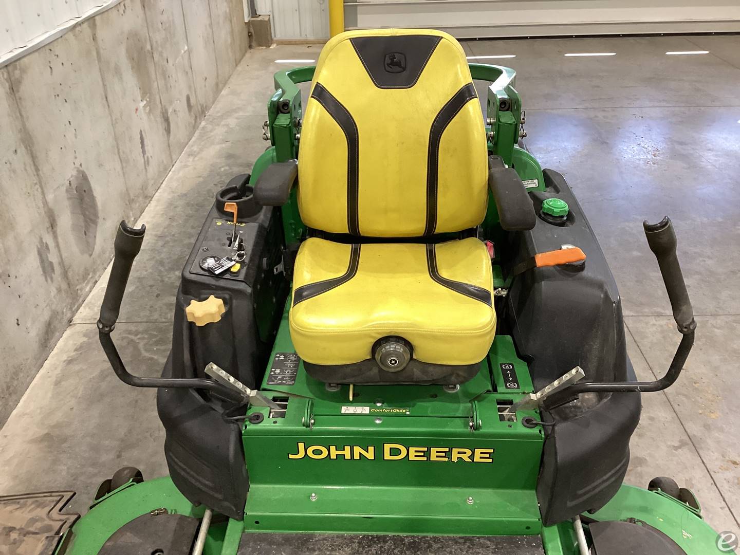 2021 John Deere 3TNV880-DJMZ
