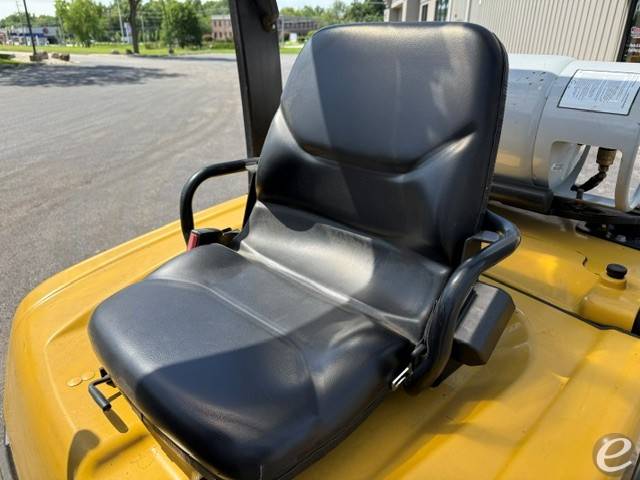 2021 Yale GLP050VXNEAE084