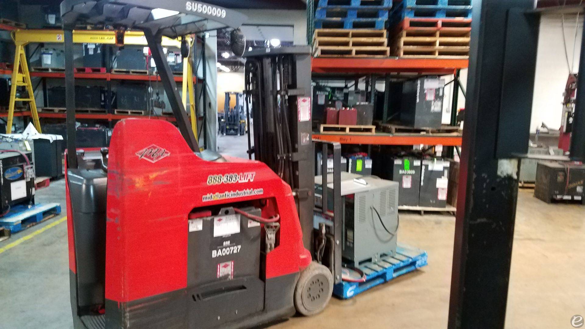 2011 Raymond 425-C50TT Electric Forklift - 123Forklift