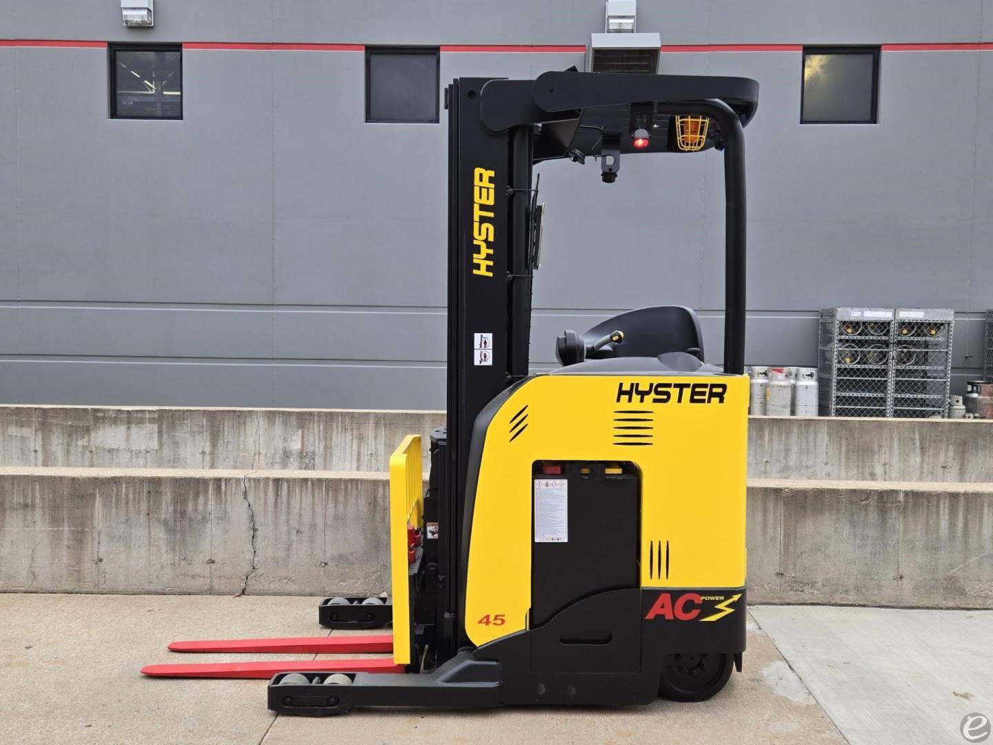 2020 Hyster N45ZR2 Electric Reach T...