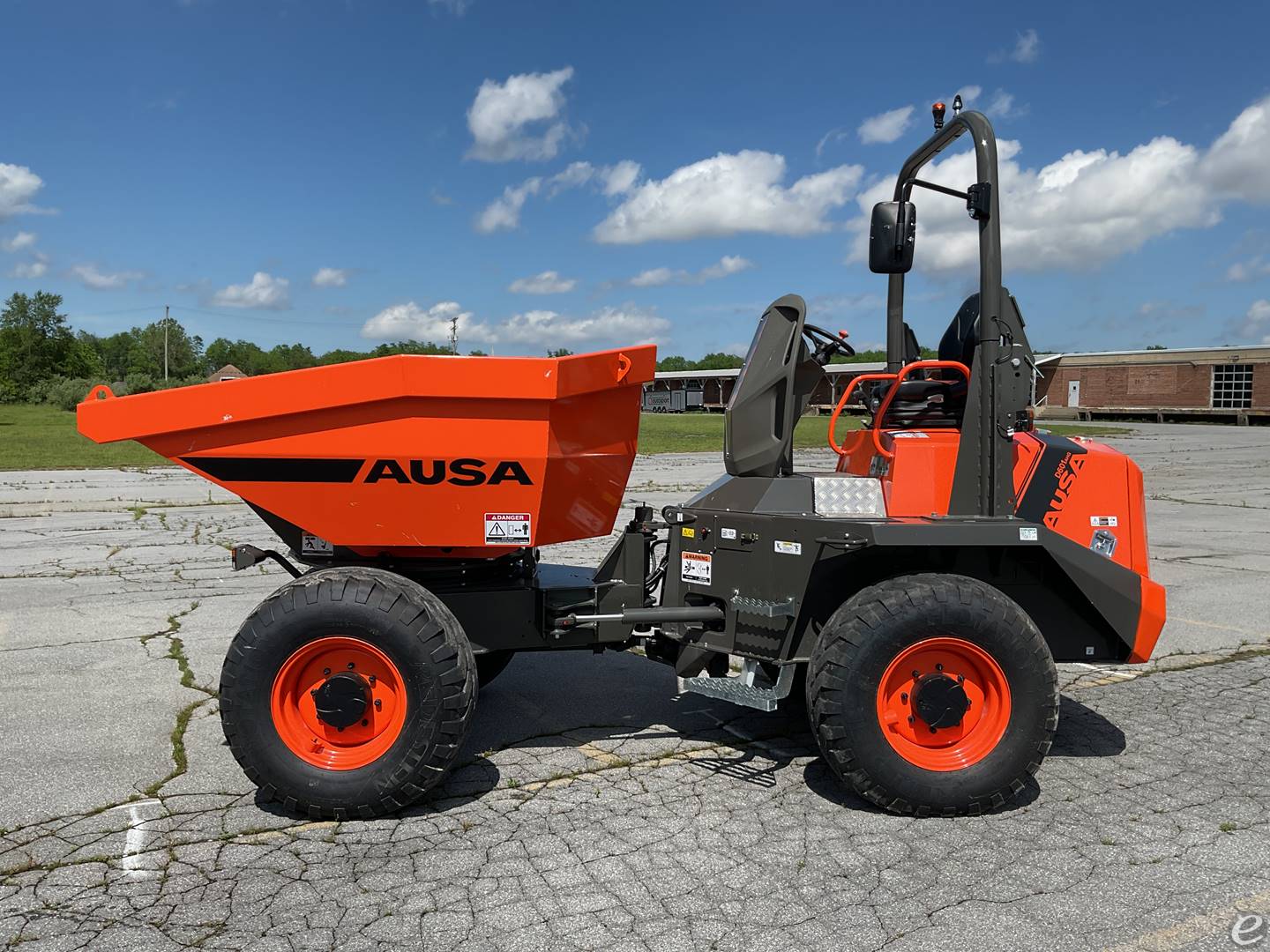 2026 JLG D601AHG