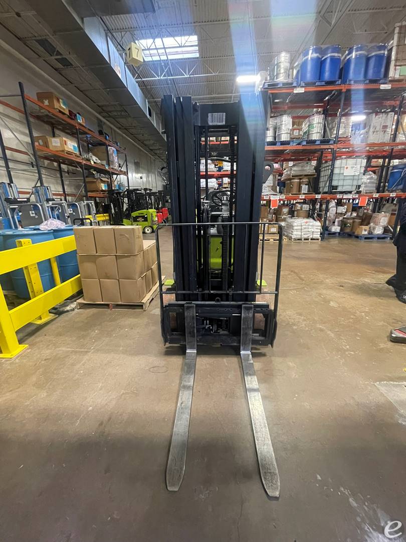 2017 Clark ECX25