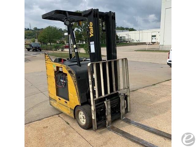 2011 Yale ESC030AC Electric Forklif...