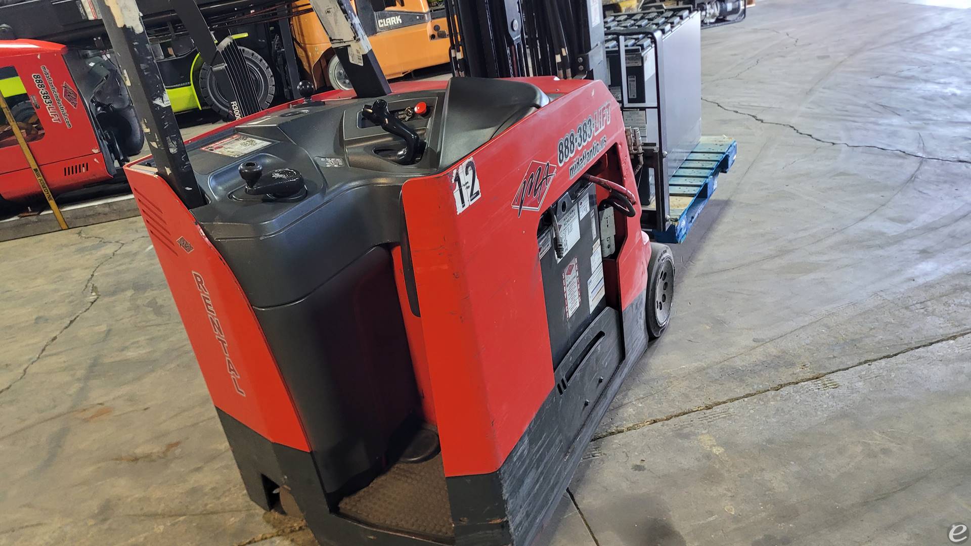 2014 Raymond 425-C50TT