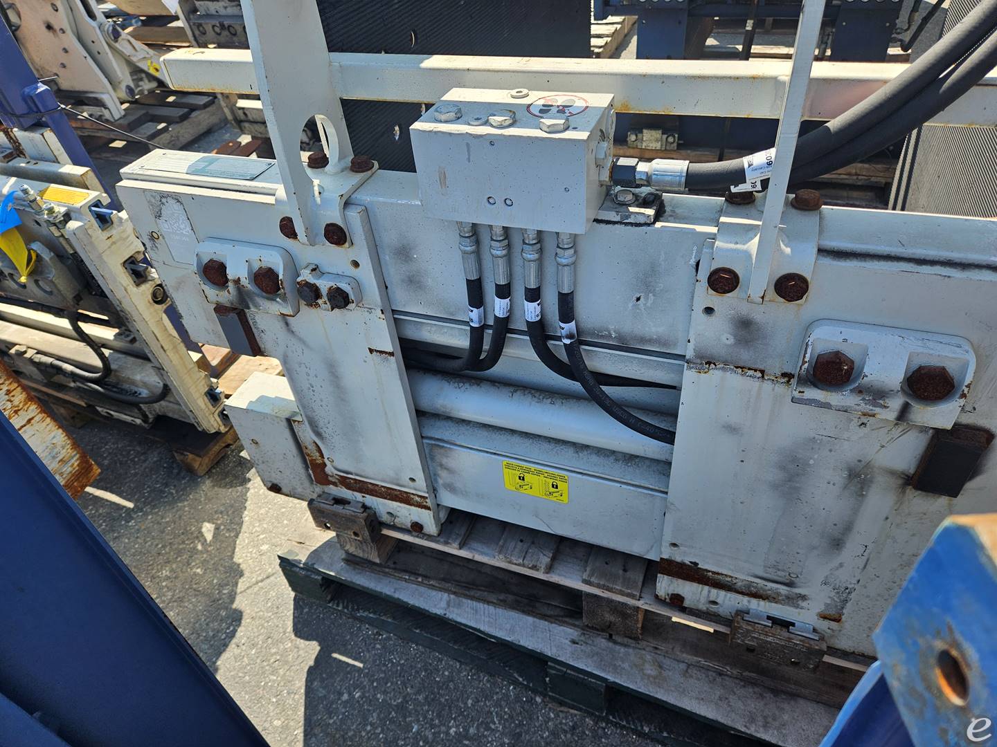 2018 Cascade R25D-CCB-35Q