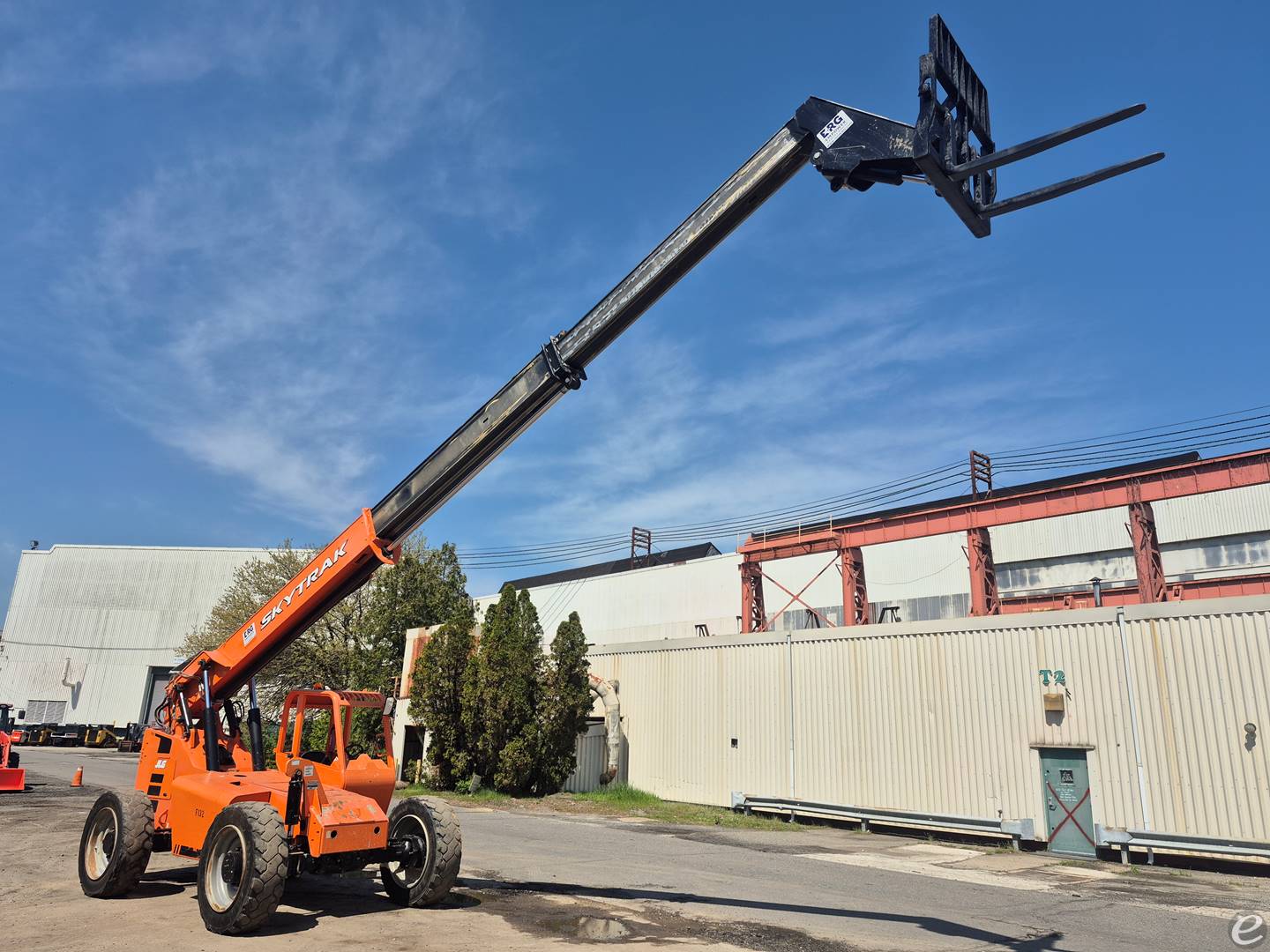 2017 JLG 6042