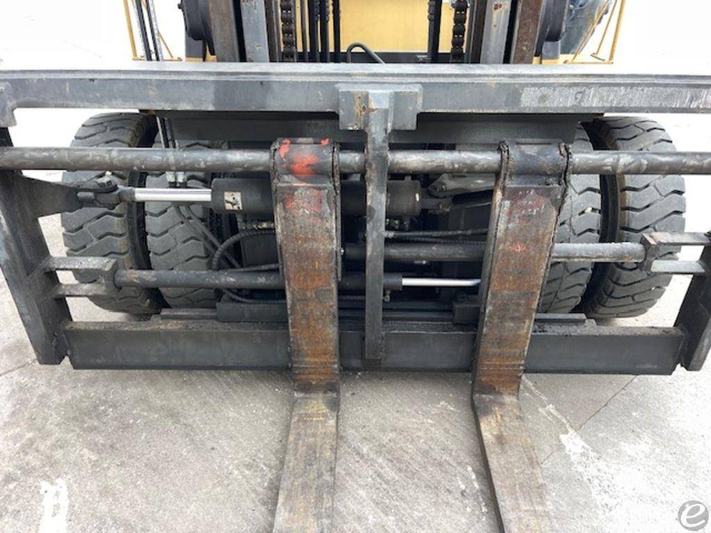 2007 Cat DP70