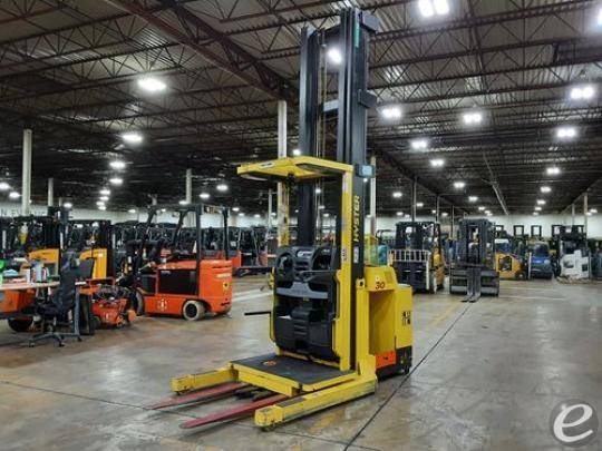 2017 Hyster R30XMA3 Electric Order Picker - 123Forklift