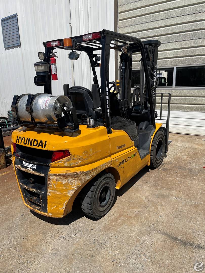 2020 Hyundai 35LN-9A