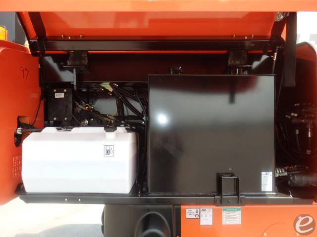 2021 JLG 1350SJP