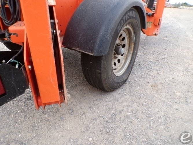 2019 JLG T350