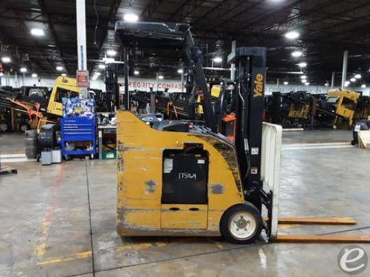 2017 Yale ESC030 Electric Forklift